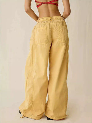 High-waisted Cargo Wide-leg Pants in White with high-waisted