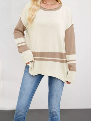 Khaki Color pullover sweater with exposed seam and long sleeve