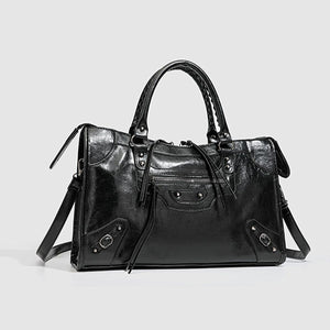 black with handbag with top handle 7