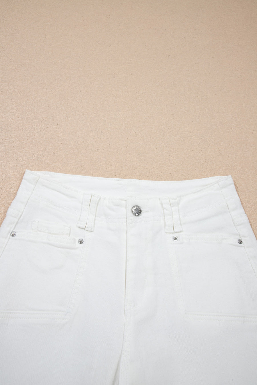 jeans in cream