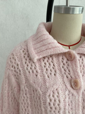 classic cardigan in Pink with collared