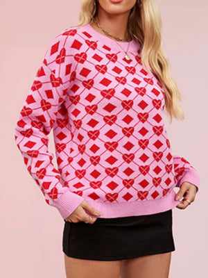 White Red Heart relaxed pullover sweater with crew neck