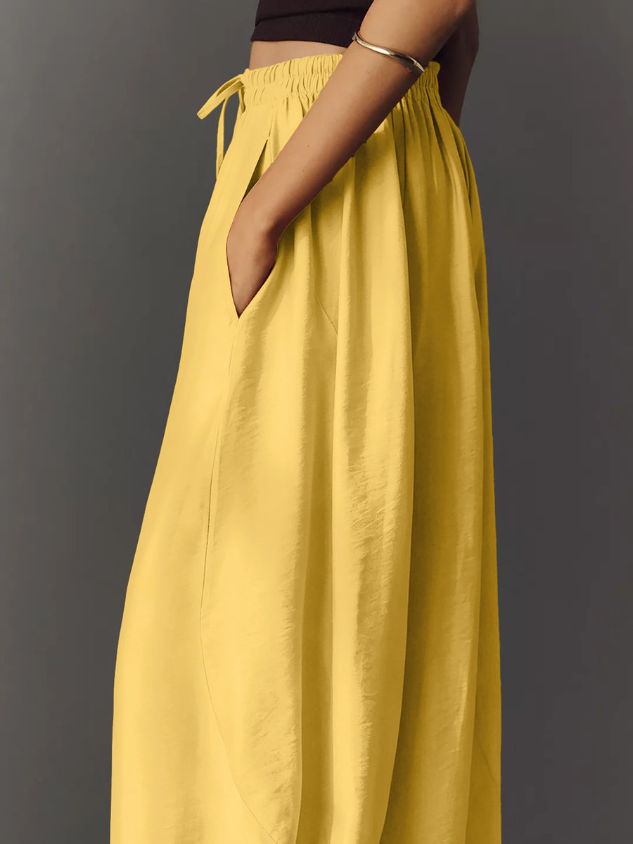 Elastic-Waist Pocketed Drawstring Wide Leg Pants in White with drawstring