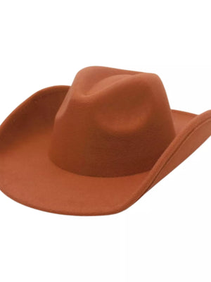 Terracotta polyester cowboy hat with classic shape and wide brim