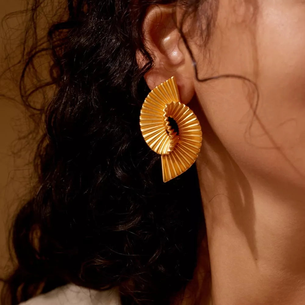 gold earrings with geometric and not applicable