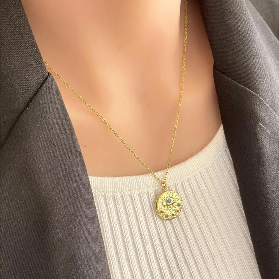 necklace featuring geometric in Gold with Tiger&amp texture