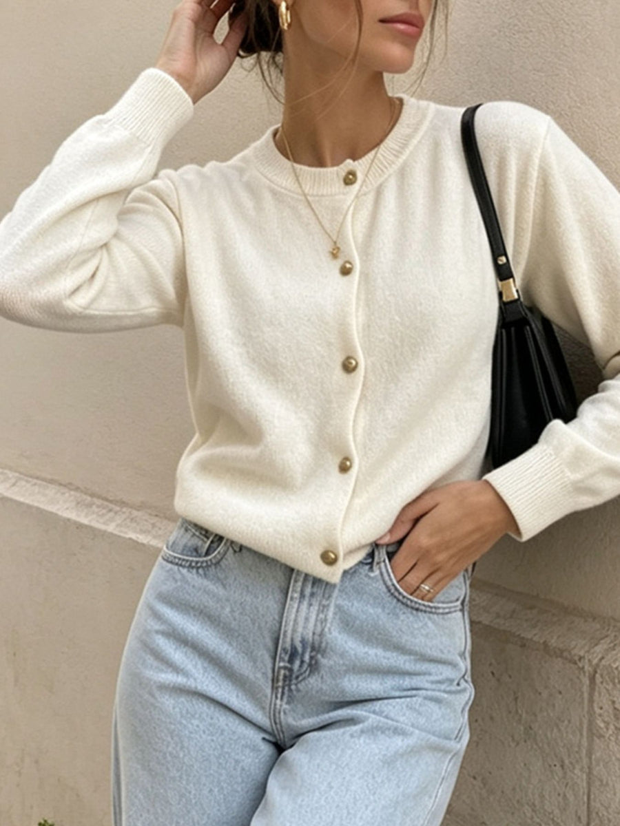 cardigan in cream featuring buttoned and regular fit