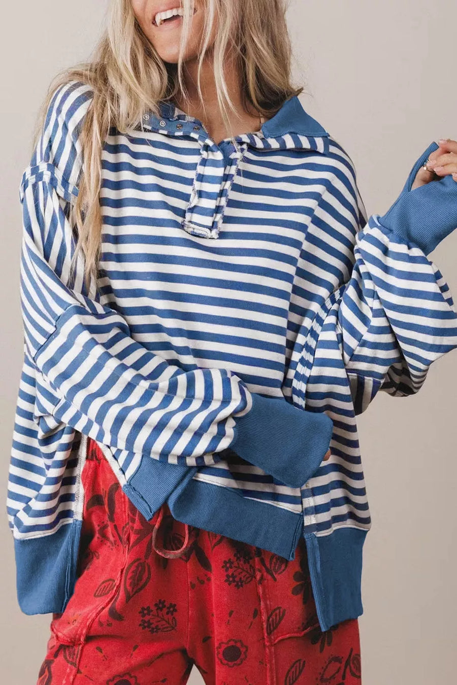 sweatshirt in Dusty Blue with striped and buttoned placket