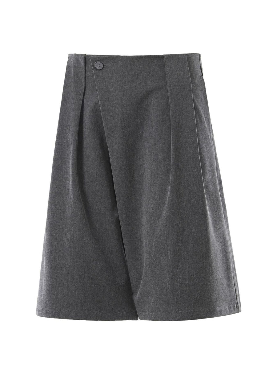 95%polyester,5%spandex Care instructions: Machine wash cold capris in Dark Gray with relaxed silhouette
