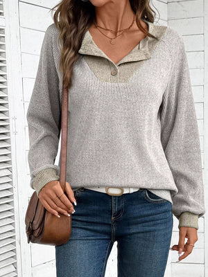 Gray ribbed maternity shirt with two-tone collar and button detail