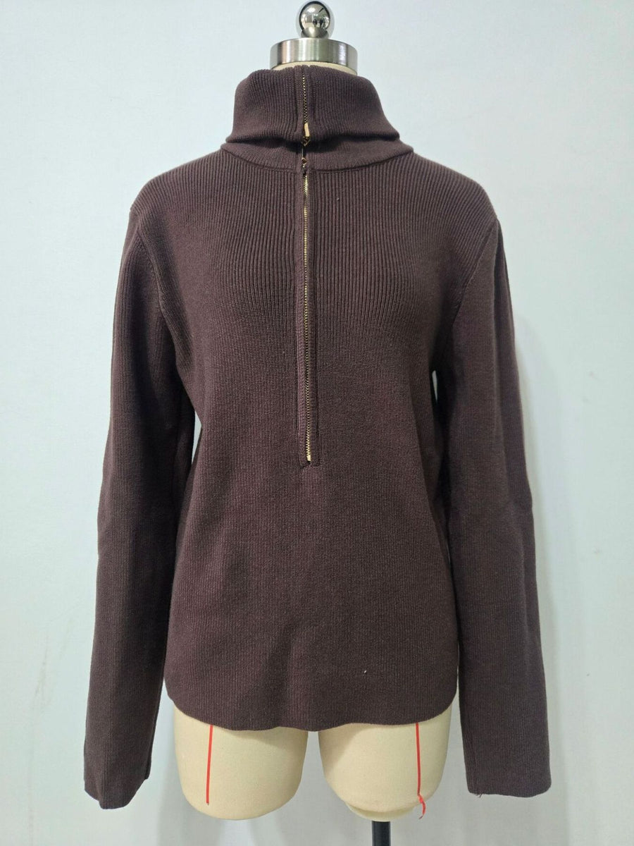 classic zip-up sweater in Black with collared