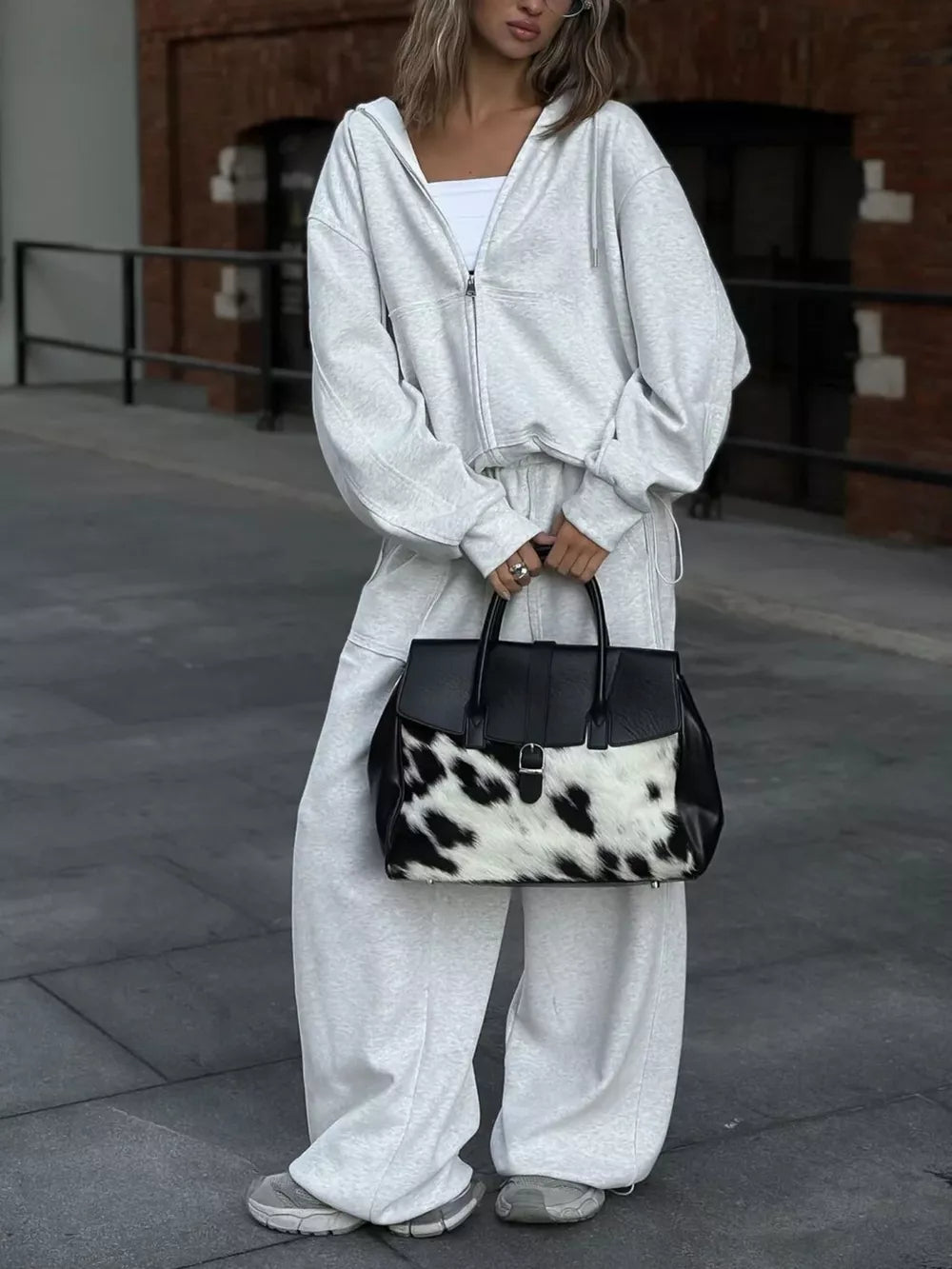 Oversized Zip-up Hoodie And Wide-leg Pants Set in Black