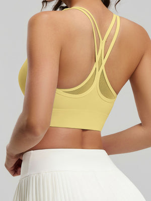 sports bra in light yellow featuring Quick-Dry and fitted fit