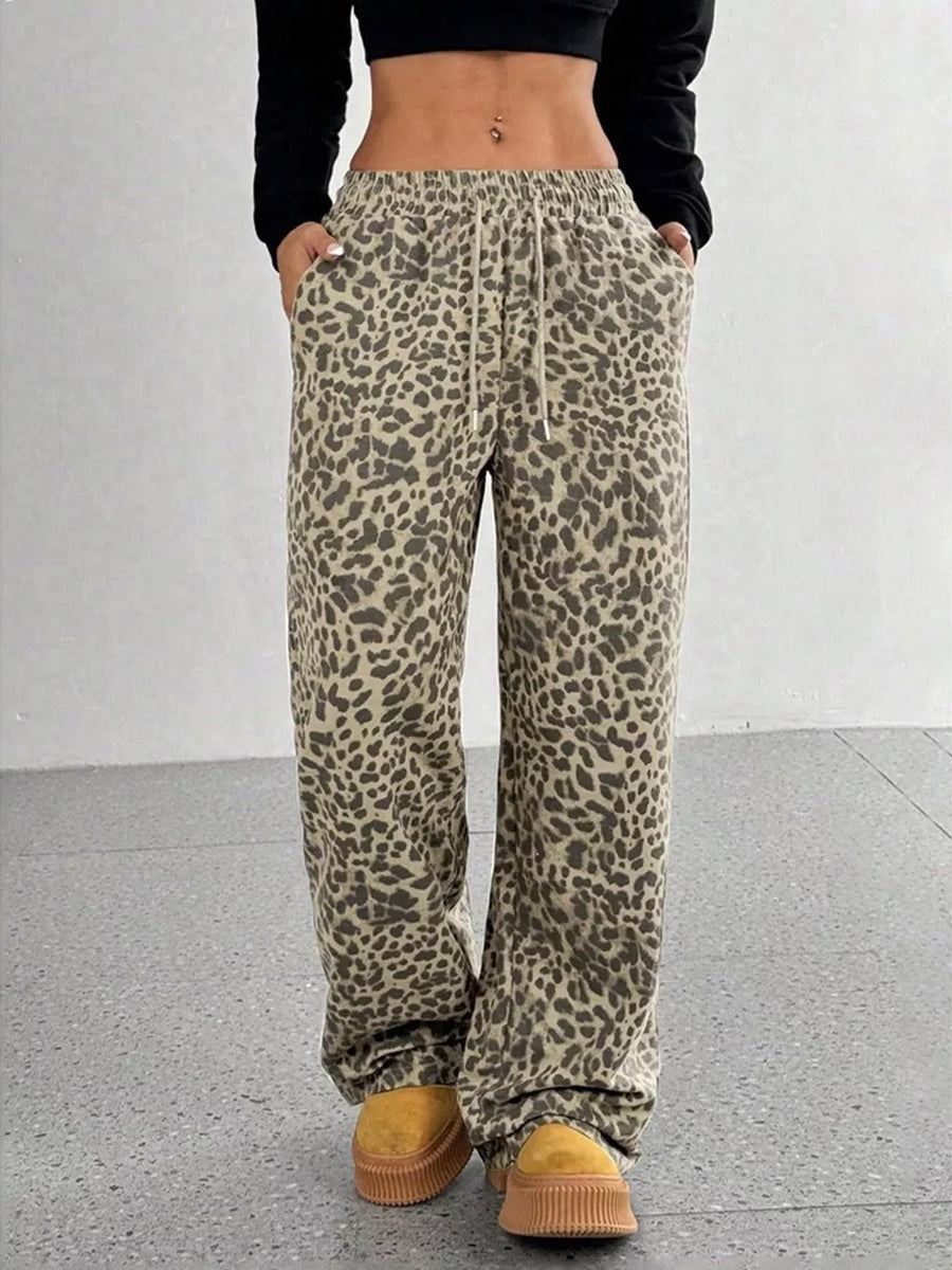 wide-leg pants featuring leopard-print in Apricot with 95% polyester, 5% elastane Care instructions: Machine wash cold