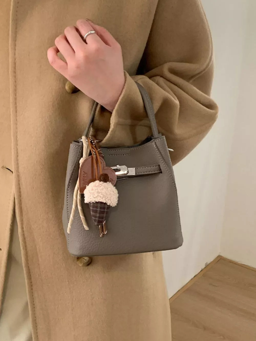Lock Detail Crossbody Bag in Elephant Gray