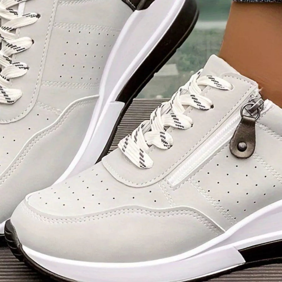 sneakers in Sky Blue with round toe and not applicable