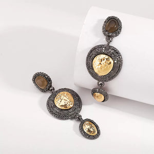18K Gold-Plated,Resin,Zinc alloy Care instructions: Avoid wearing during exercis earrings in Gold with linear silhouette