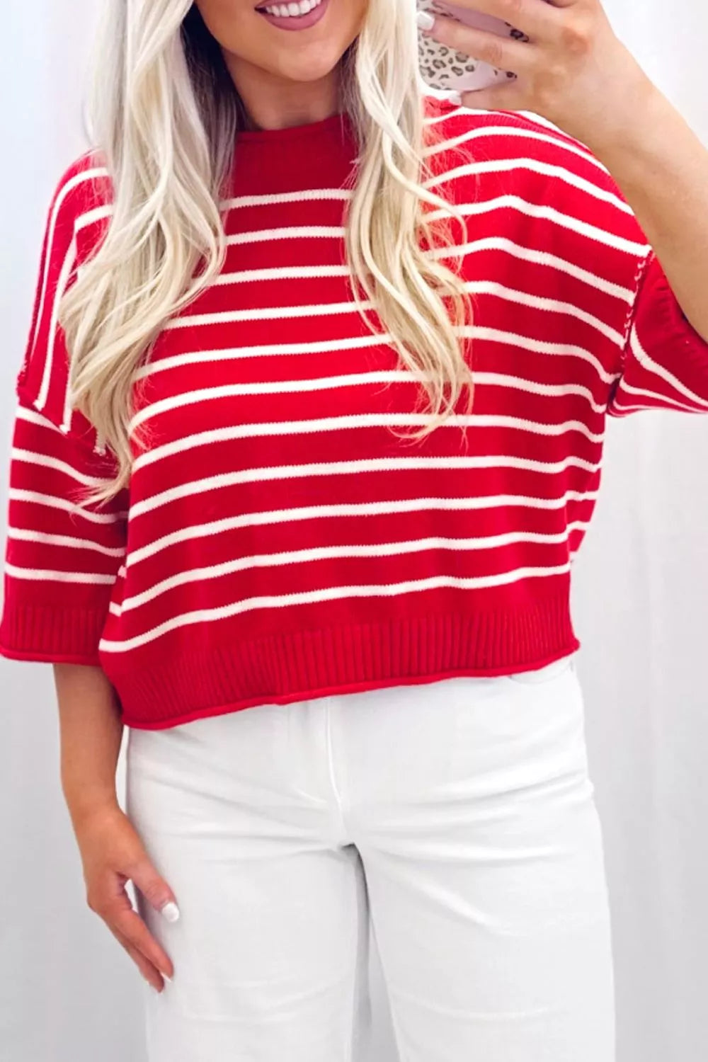 52% viscose, 26% polyester, 22% polyamide Care instructions: Machine wash cold pullover sweater in Scarlet with relaxed
