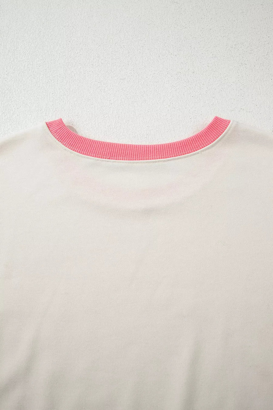 mauve sweatshirt with ribbed cuffs and long sleeve