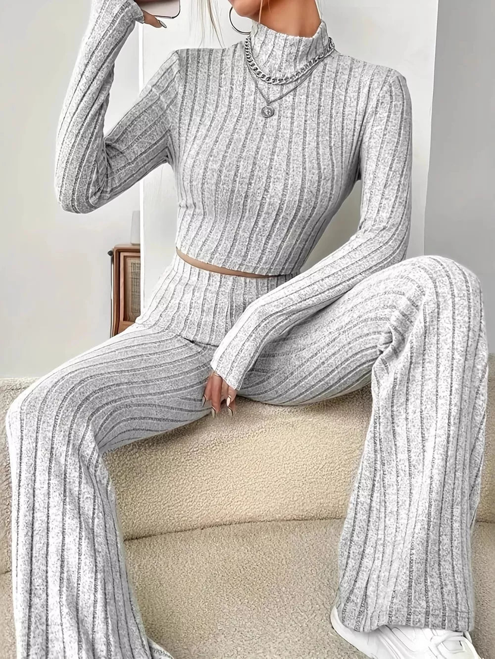 Ribbed Turtleneck Crop Top And Flare Pants Set in Green