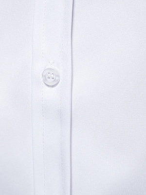 White cotton men's slim fit buttoned shirt detail