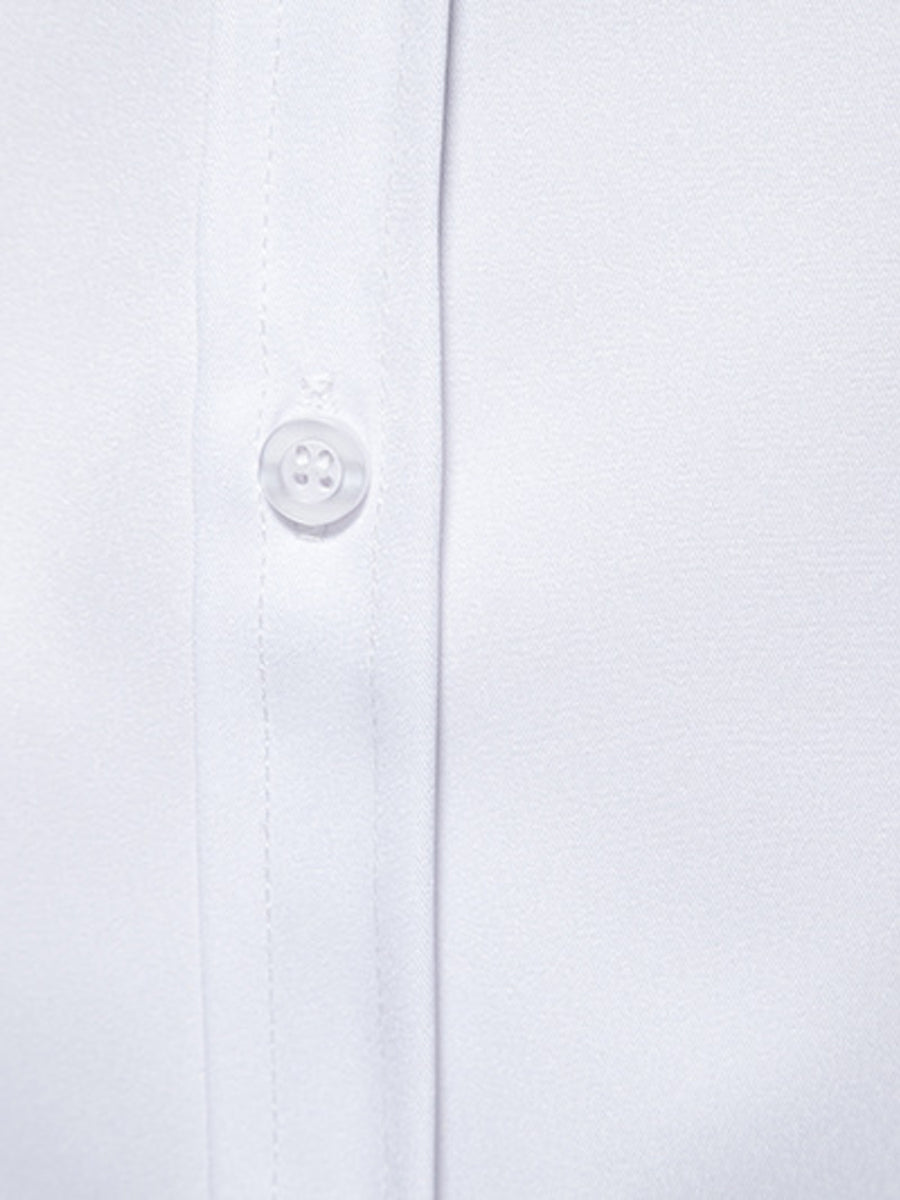 White cotton men's slim fit buttoned shirt detail
