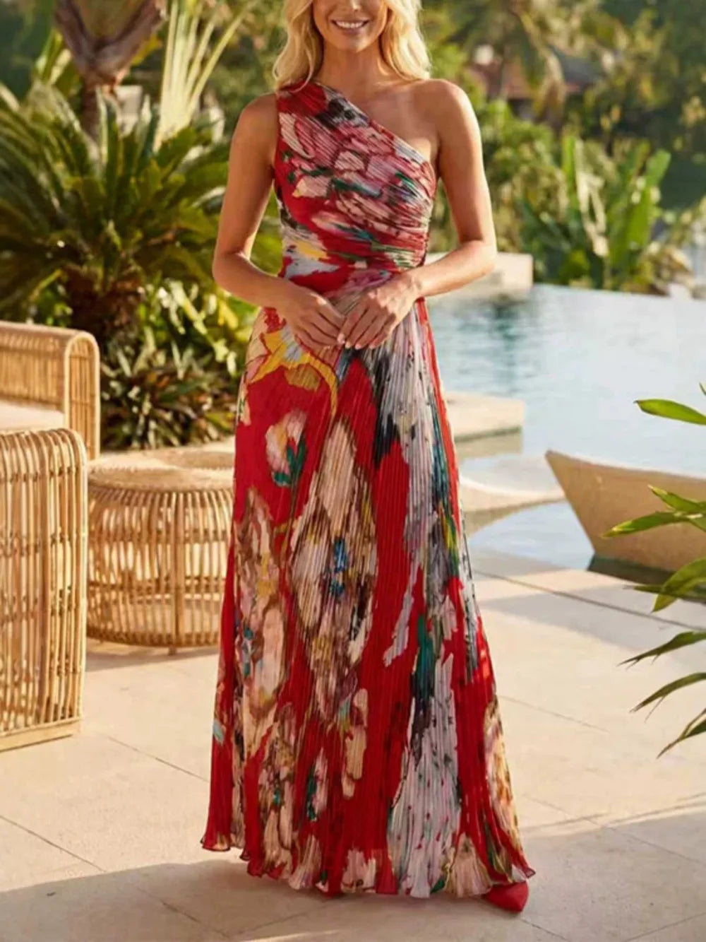 Red maxi dress with maxi and back-zip