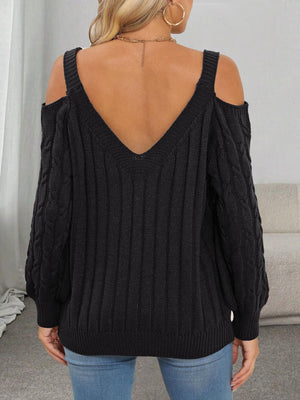 Camel Color pullover sweater with hip-length and pullover