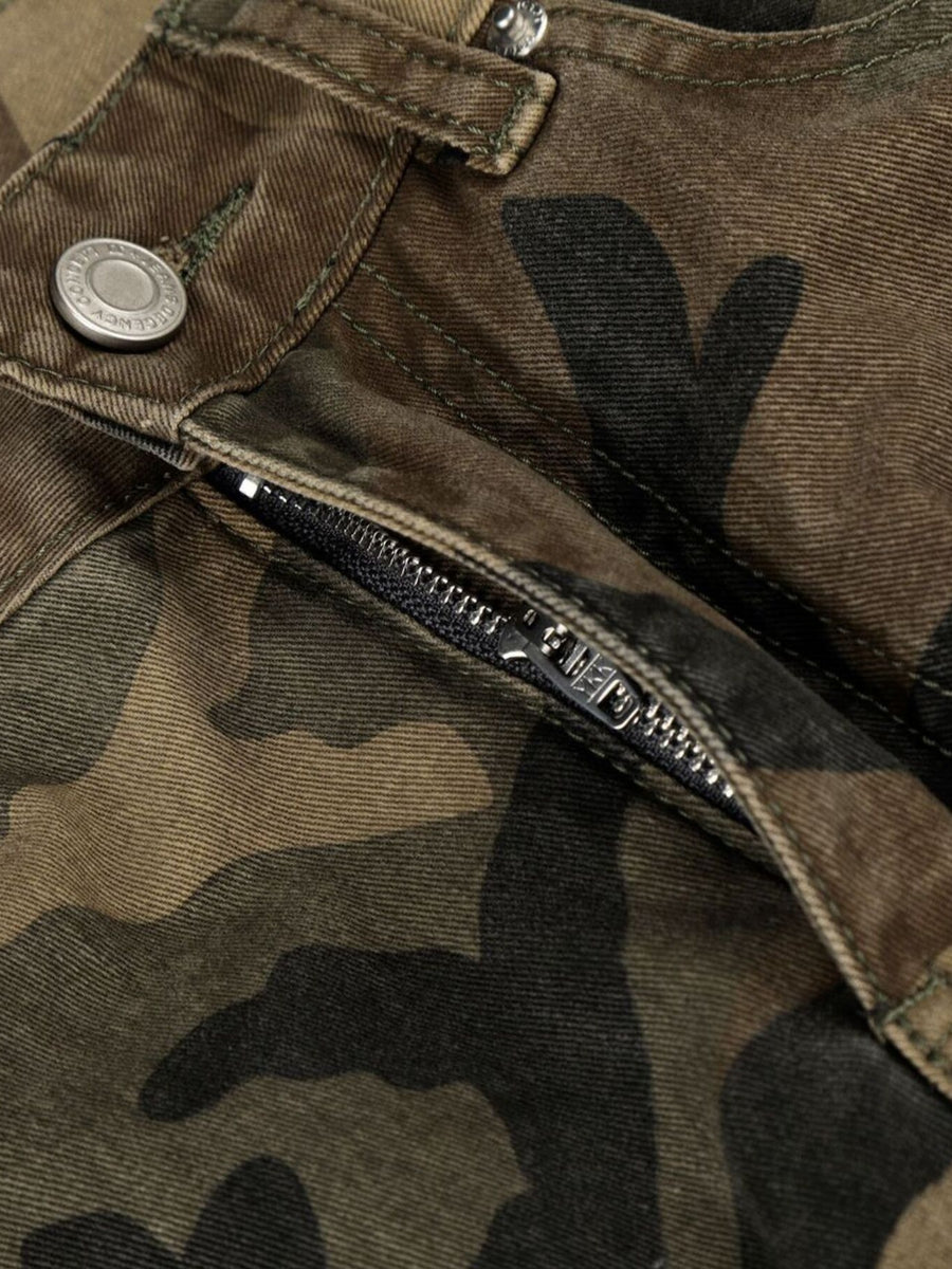 cargo pants featuring camo in tan with 95%polyester,5%spandex Care instructions: Machine wash cold texture