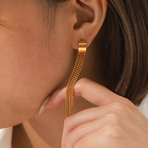 earrings in gold