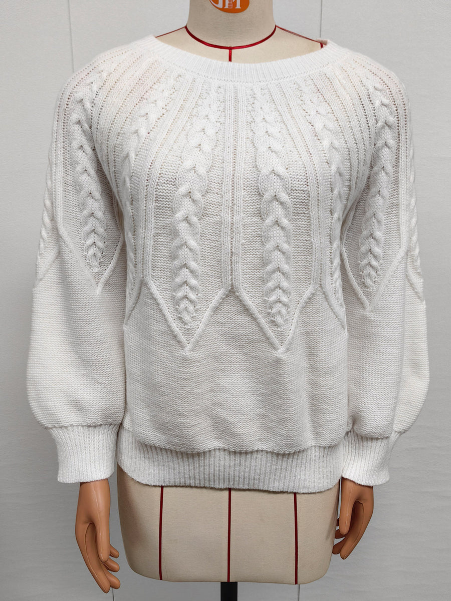 pullover sweater in Camel with cable knit and cable-knit