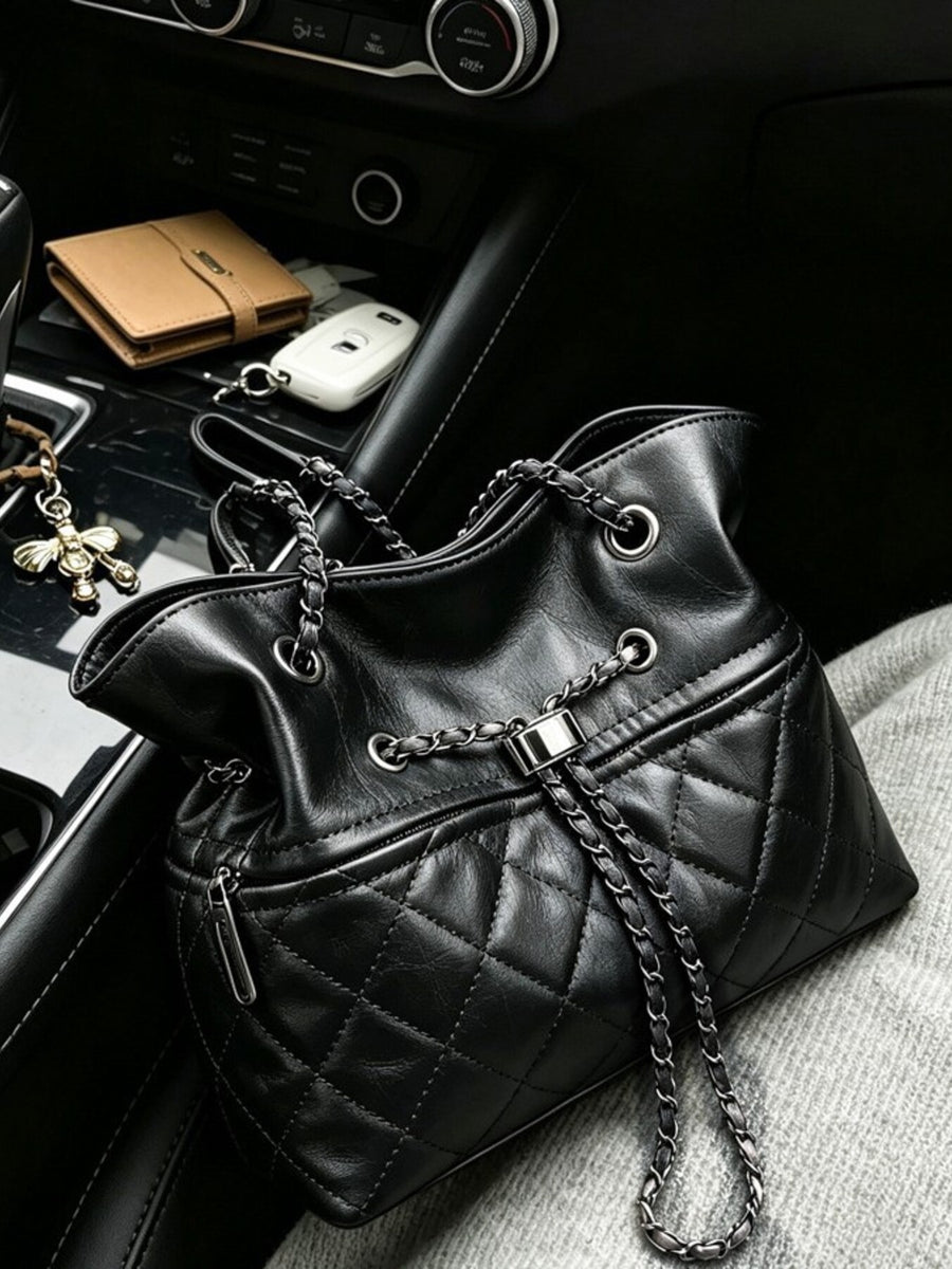 Medium Quilted Chain Shoulder Bag in Black with quilted