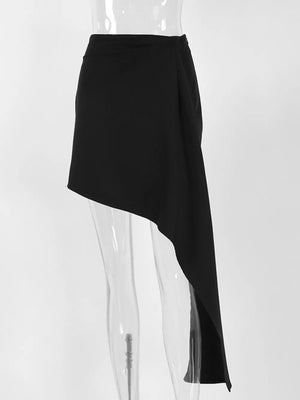mini skirt in black with tied and mini