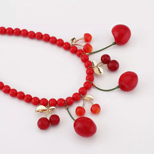 necklace in red with beaded and choker length