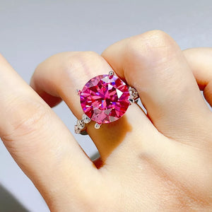 ring in fuchsia featuring round cut and round fit
