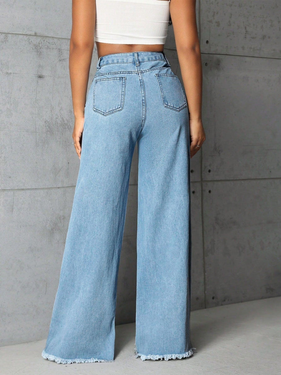 jeans in Light Blue with buttoned and full-length