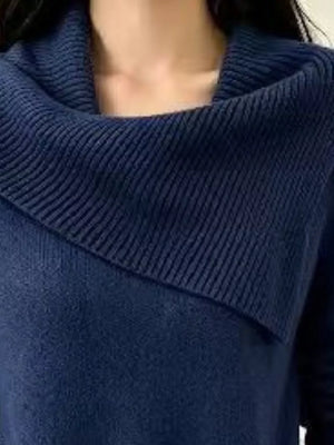 Navy regular pullover sweater with collared