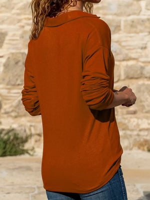 Black regular polo shirt with collared