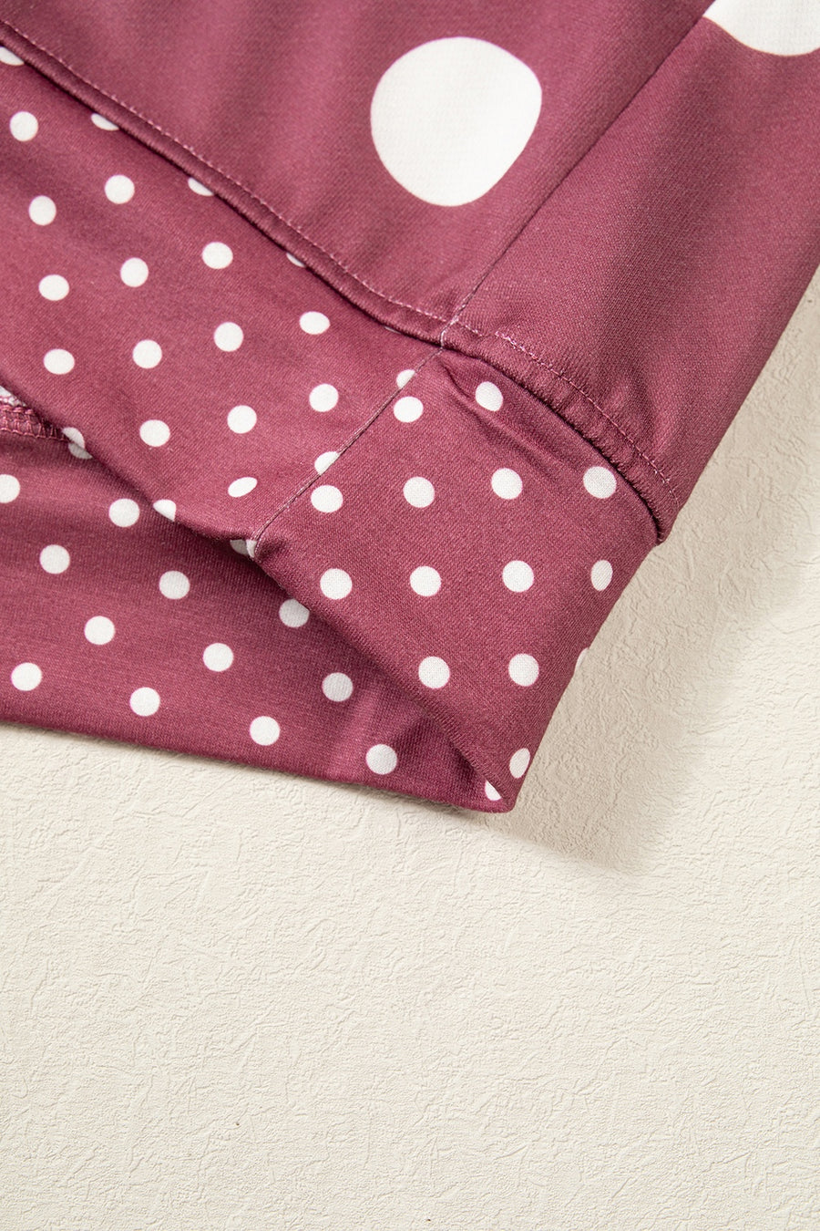 burgundy sweatshirt with contrast print and long sleeve
