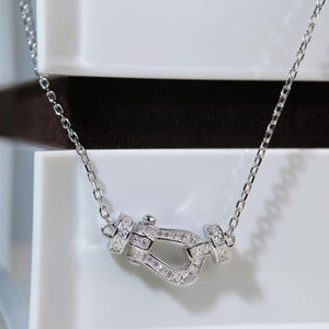 925 Sterling Silver Zircon Horseshoe Necklace in Silver