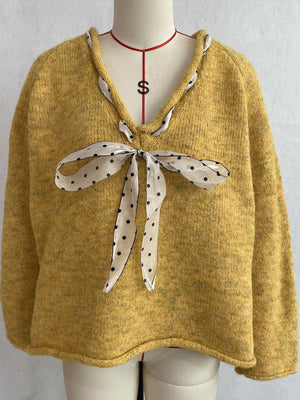 Apricot Color v-neck sweater with pullover and polka dot