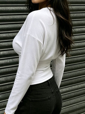 minimalist t-shirt in White with v-neck
