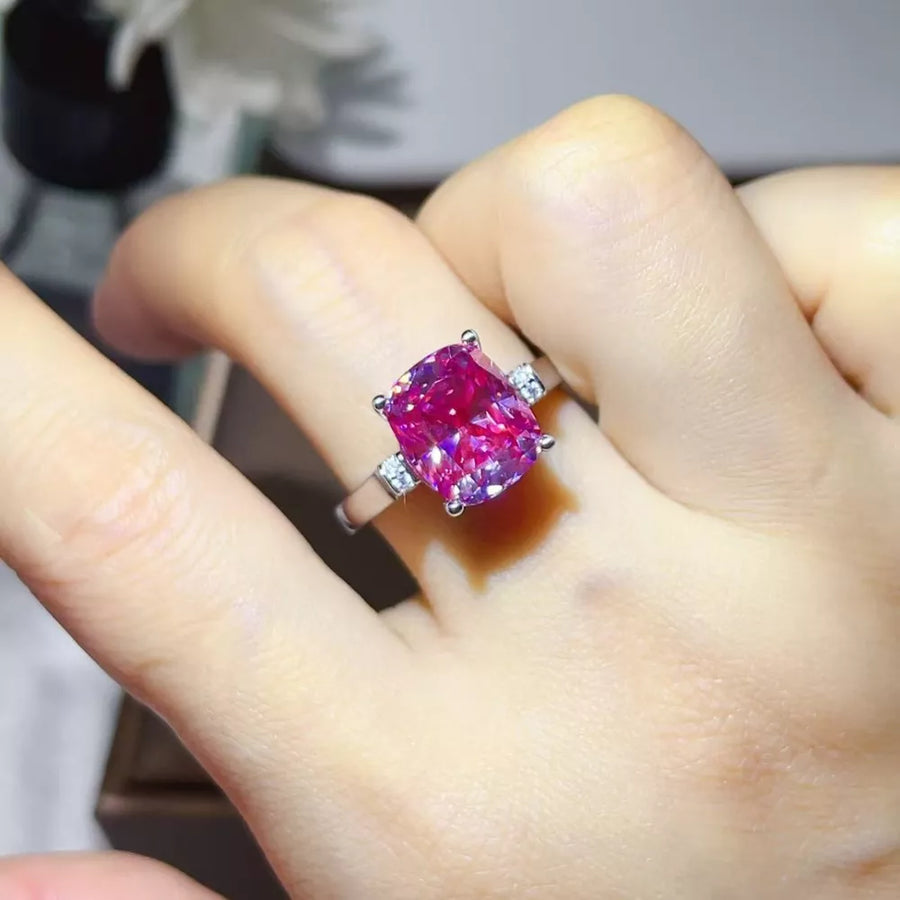 5 Carat 925 Ring in Silver with 5 carat moissanite