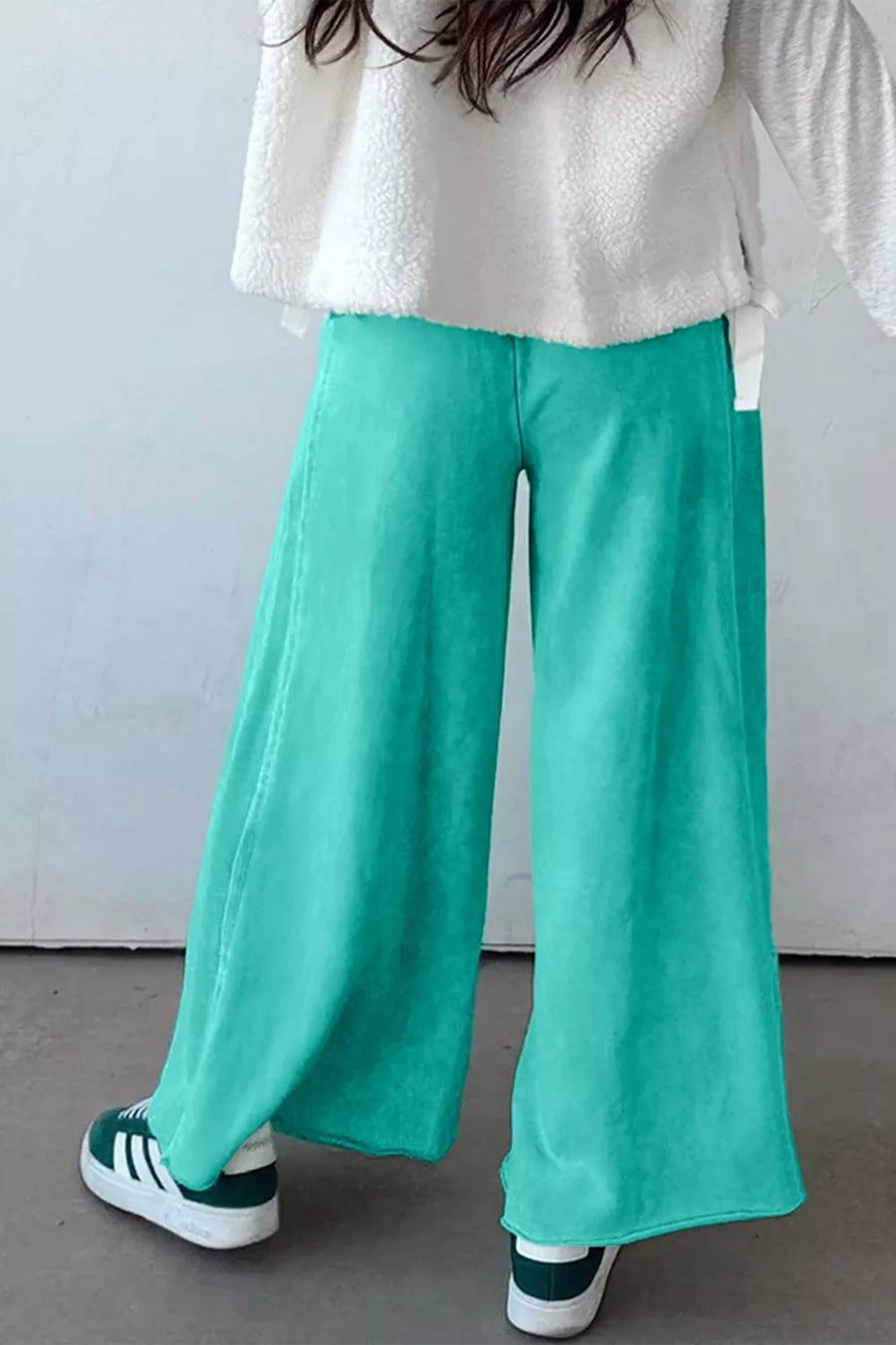 100% cotton Care instructions: Machine wash cold wide-leg pants in teal with wide-leg silhouette