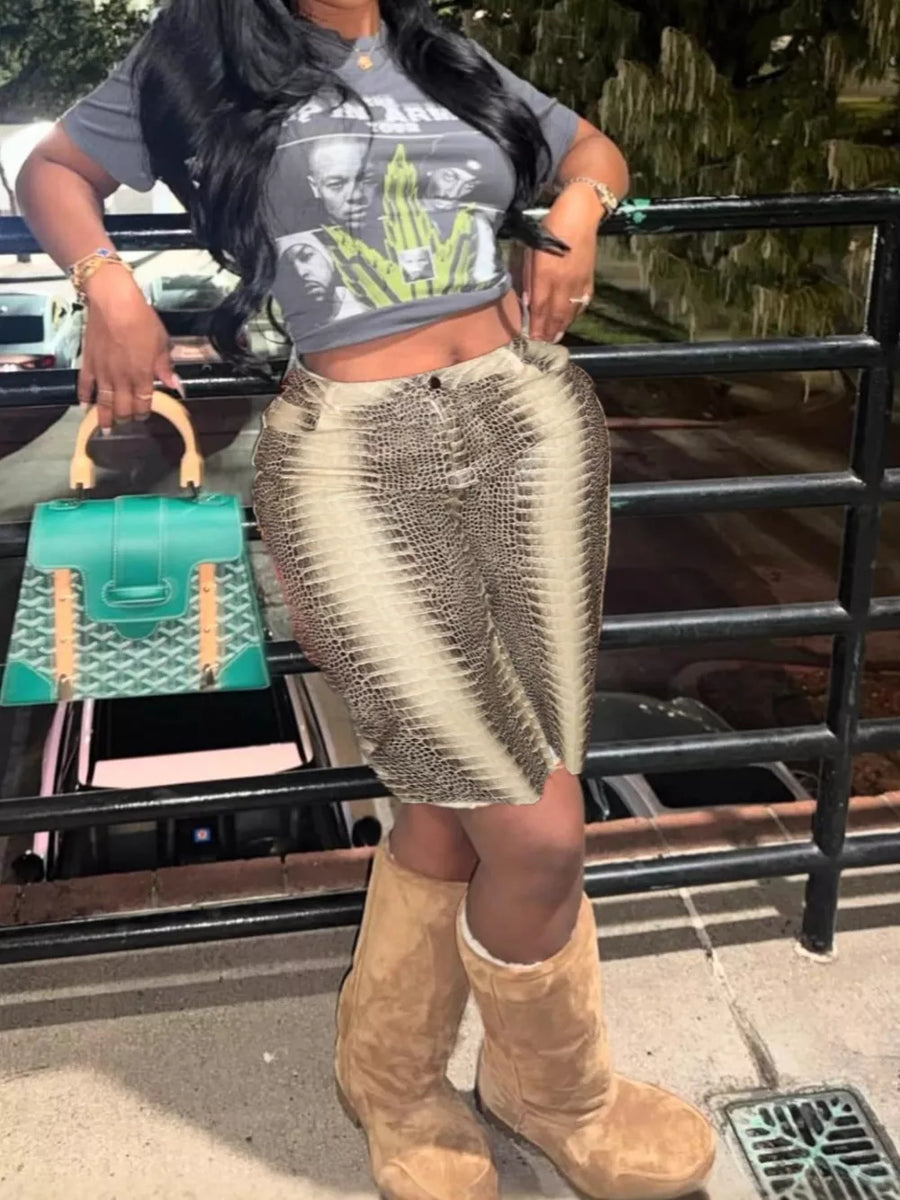 Black And White Snake Print High-waisted Capris