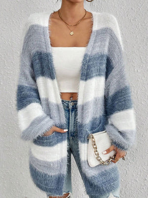 cardigan in white featuring pocketed and oversized fit