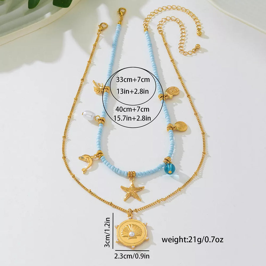 necklace in gold with layered and choker, collarbone length