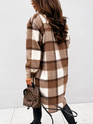 overcoat in Dark Green with plaid and buttoned