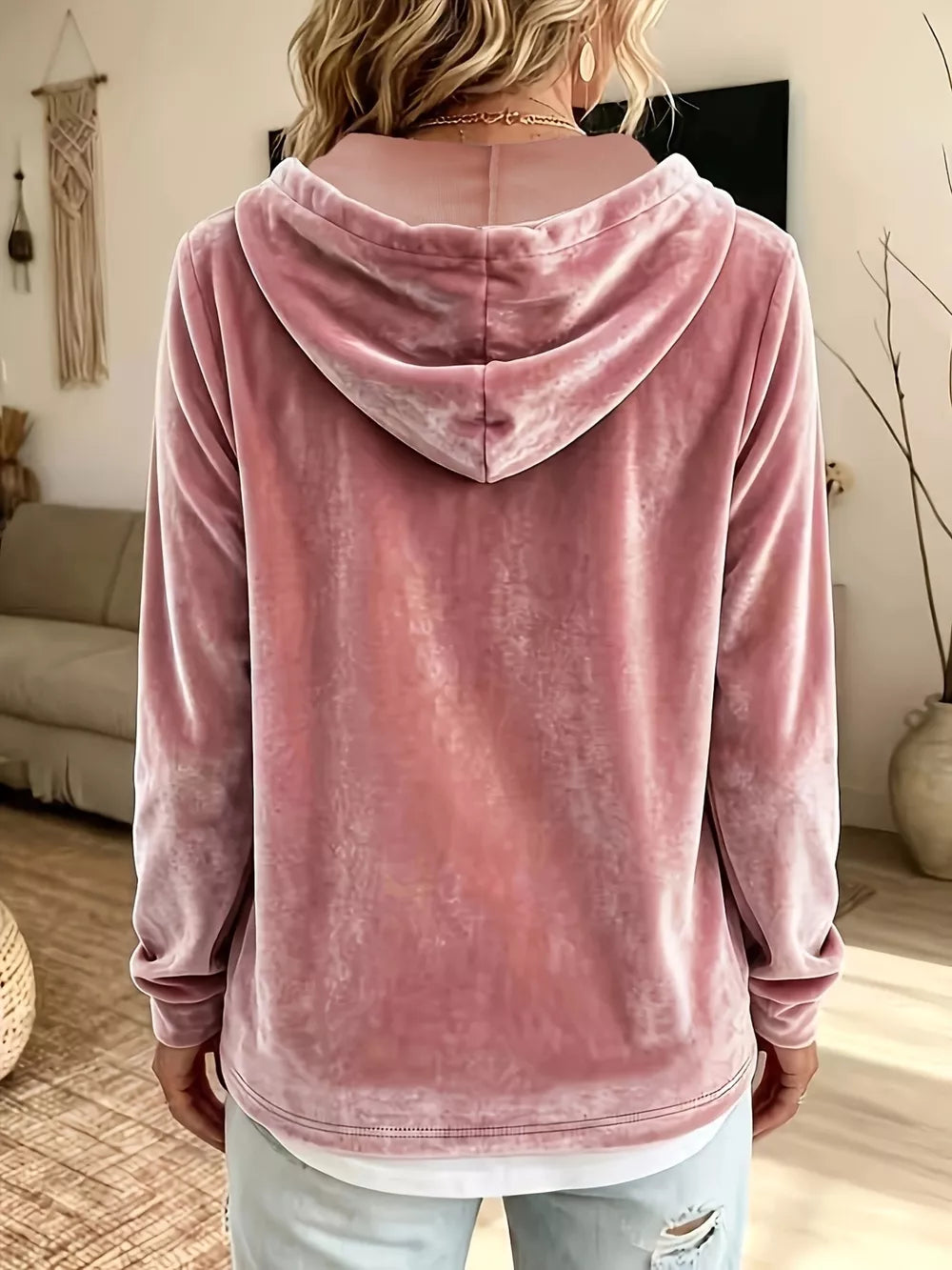 pullover hoodie in Black with drawstring and hip-length