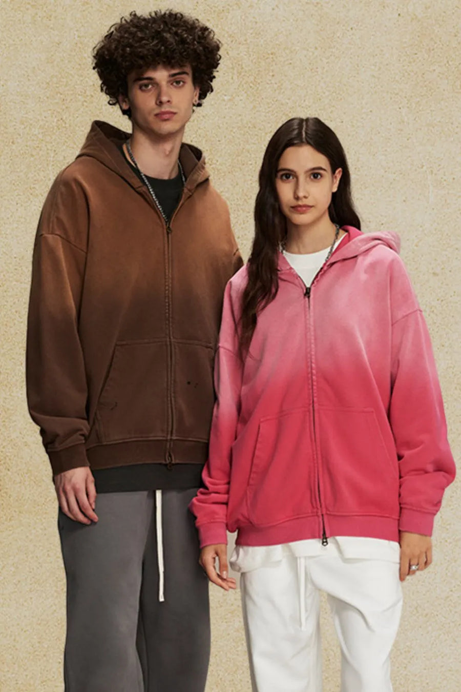 Oversized zip-up hoodie with vintage wash in coffee brown and hot pink ombre.